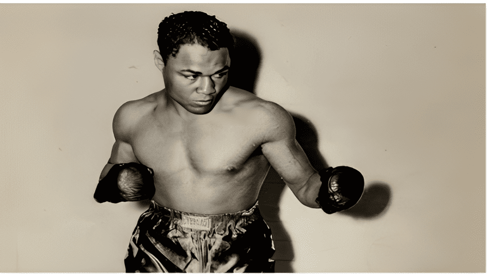 Top 10 Featherweight Boxers Of All Time