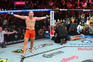 Paddy Pimblett celebrates his submission win over Benoit Saint-Denis at UFC 329.