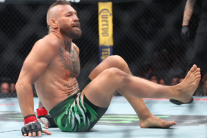Slow-motion breakdown of Conor McGregor's knee buckling during UFC 329.