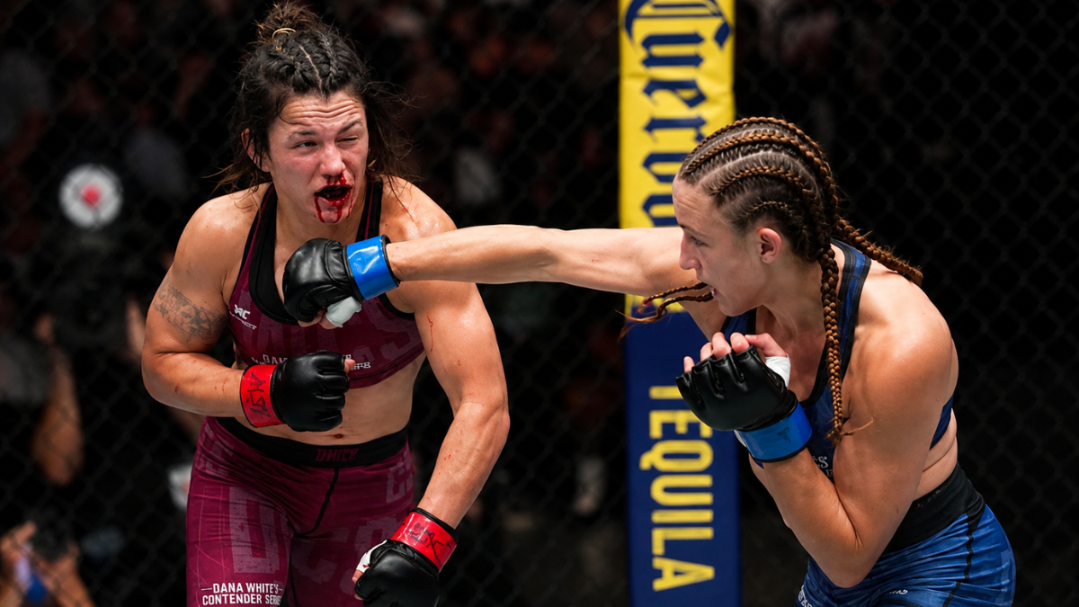 Bella Mir upset loss early round one combination knee