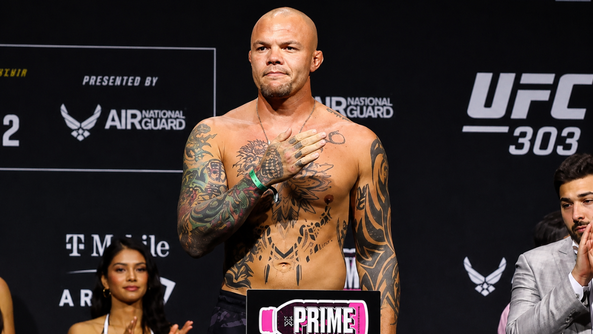 Anthony Smith next fight
