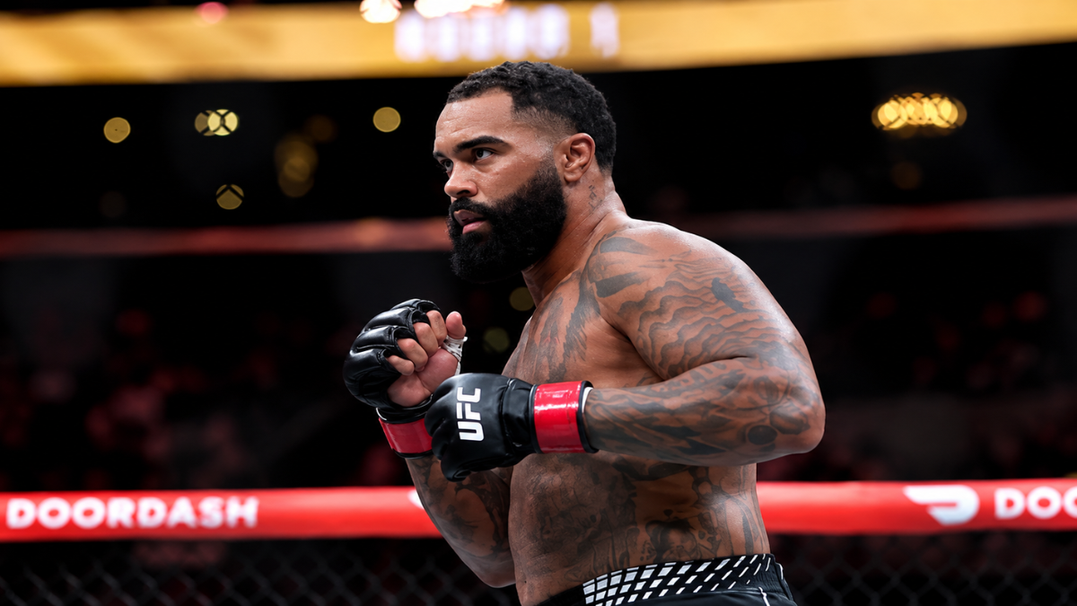 Daniel Cormier Gable Steveson criticism takes a new turn after fans highlight DC's similar reaction following his UFC 214 loss to Jon Jones.
