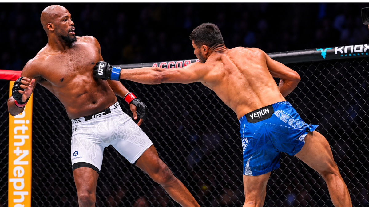 Aljamain Sterling oblique kick ban